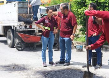 Ana Paty Peralta mantiene programa de bacheo en Cancún