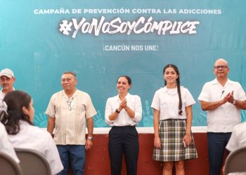“Yo no  soy Cómplice”; otorgan distintivo al campo Escuela San José en Cancún