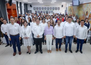Ana Paty Peralta, firma convenio con el Centro de Conciliación Laboral del Estado de Quintana Roo