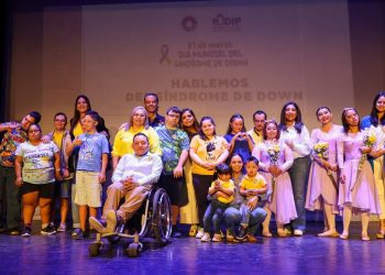 Realizan la plática “Hablemos del síndrome de down”, en el Teatro 8 de Octubre