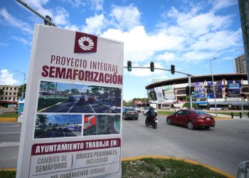 Ana Paty Peralta anuncia nuevos semáforos para la avenida 135 de Cancún