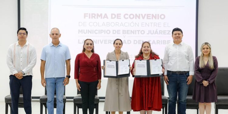 Ana Paty Peralta firma convenio con Universidad del Caribe en Benito Juárez