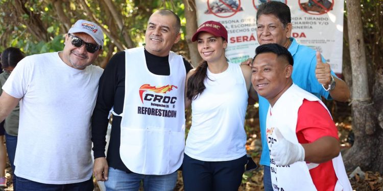 Ana Paty Peralta lidera jornada para proteger manglares en Cancún