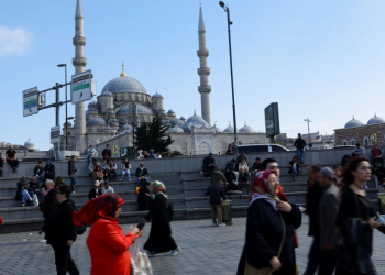 Sismo magnitud 6.2 en Estambul deja más de 151 heridos 