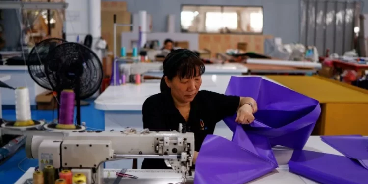 China desata guerra arancelaria en TikTok: creadores exponen el origen de productos de lujo