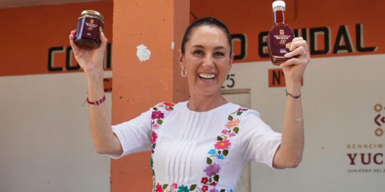 Claudia Sheinbaum lanza la “Miel del Bienestar” en Yucatán
