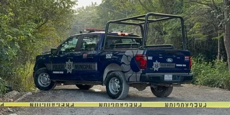Encuentran cuerpo maniatado y en descomposición en la colonia Santa Cecilia