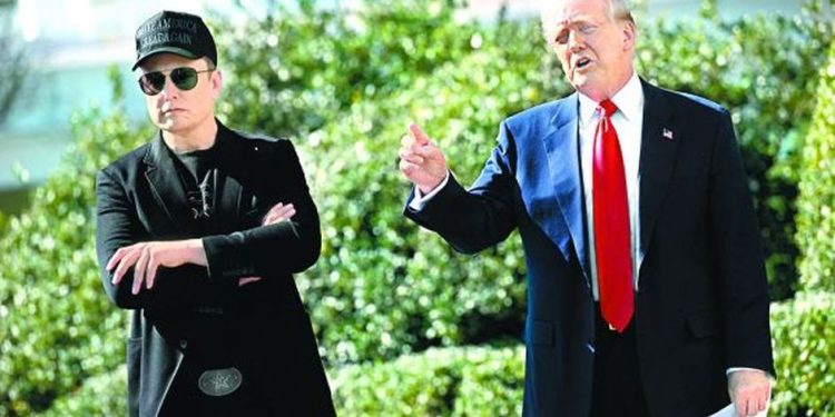 Musk deja a Trump en medio de crisis en Tesla