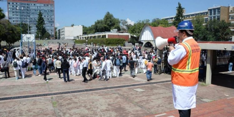 Se activa la alerta sísmica en la CDMX por el Primer Simulacro Nacional del año