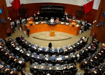Senado aprueba en comisiones ley de Telecomunicaciones que veta propaganda de gobiernos extranjeros