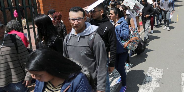 Tasa de desempleo en México disminuye a 2.2% en marzo