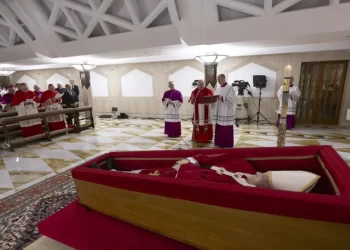 A qué hora ver el funeral del Papa Francisco