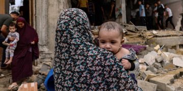 Guerra en Gaza miles de bebés mueren entre el fuego y el hambre