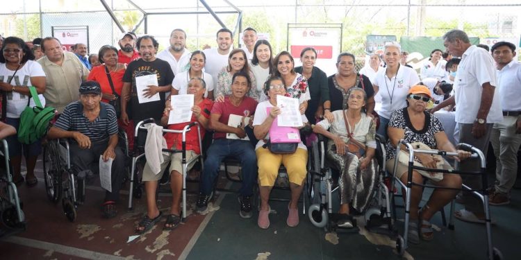 Caravana del Bienestar llega a Nuevo Canaan