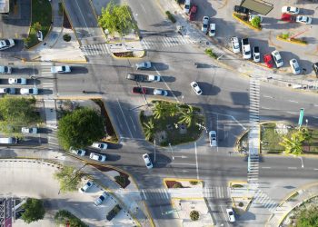 Cancún mejora 10 cruces para evitar accidentes