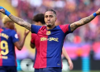 Barcelona vence al Real Madrid en el Clásico con locura de goles