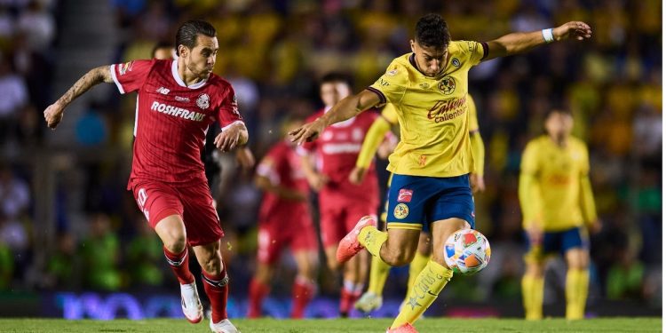 ¡El partido del año! Toluca y América se enfrentan en una batalla épica por el campeonato del Clausura 2025. ¿Quién levantará el trofeo?