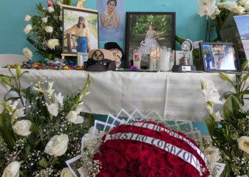 Cuerpos de los cadetes América Yamilet y Adal Jair llegan a Veracruz entre homenajes