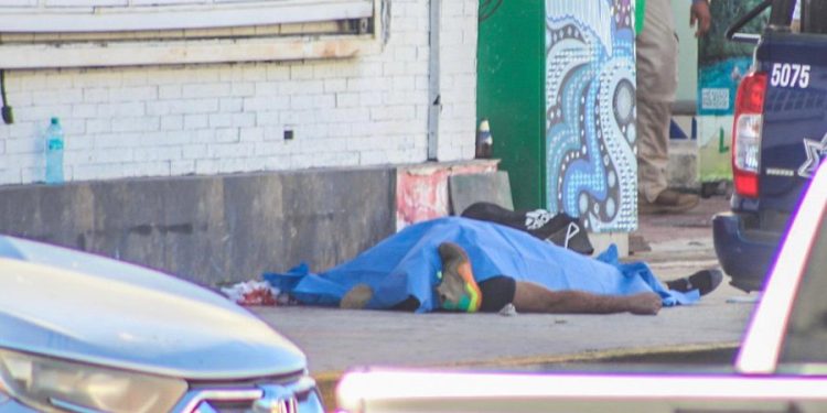 Pelea Violenta deja una persona sin vida en la Zona Hotelera