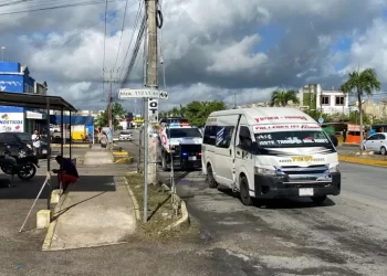 Pasajero pierde la vida en combi de la ruta 14 tras infarto fulminante