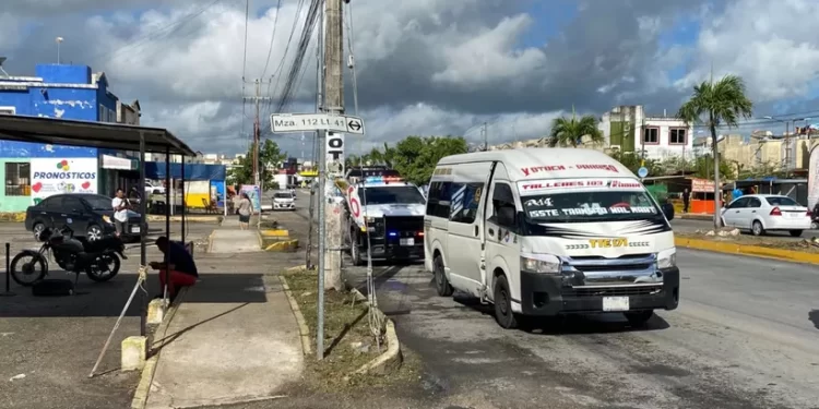 Pasajero pierde la vida en combi de la ruta 14 tras infarto fulminante