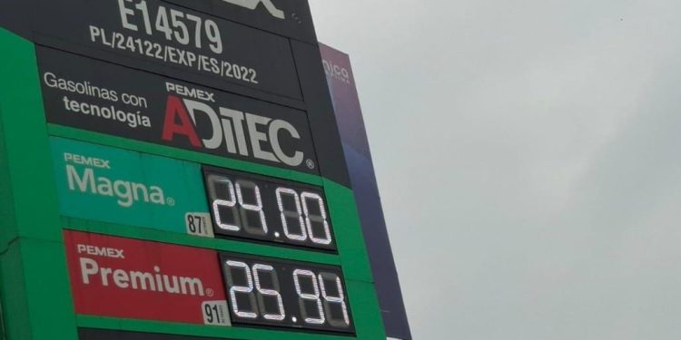 Precio máximo de gasolina Magna sorprende a México