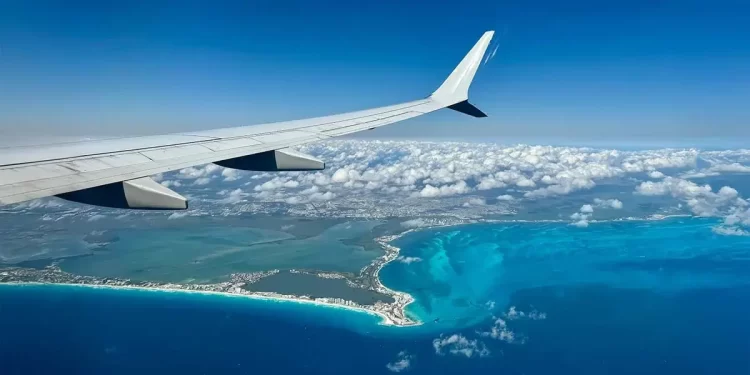 Tráfico aéreo de Cancún rompe récord inesperado