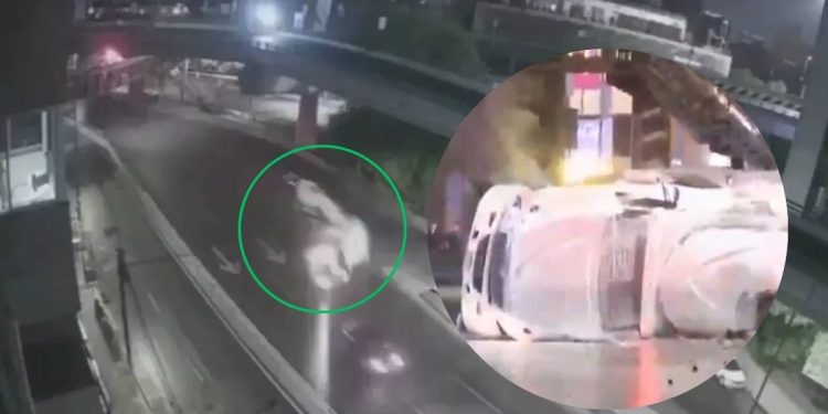 VIDEO: Volcadura pipa con combustible en Periférico de la CDMX