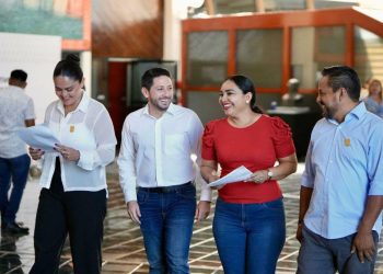 Renán Sánchez plantea veterinarias públicas en Quintana Roo