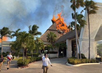Alarma en Tulum por Incendio en Hotel Bahia Principe