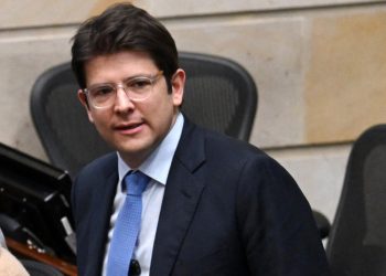 Miguel Uribe sobrevive atentado brutal en Bogotá
