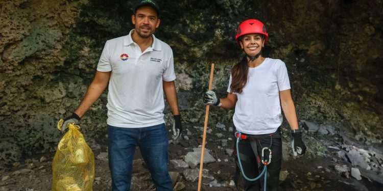 Ana Paty Peralta lidera jornada ecológica en Cancún