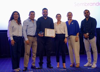 Refuerza Ana Paty Peralta lucha contra la trata y explotación infantil en Cancún