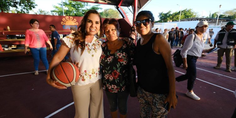 Mara Lezama rehabilita 59 parques en Chetumal