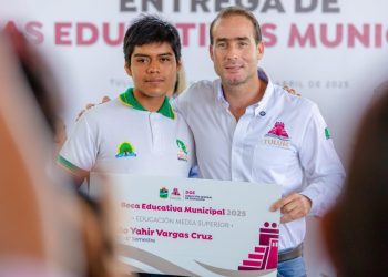 Castañón Impulsa Apoyo a Estudiantes en Tulum