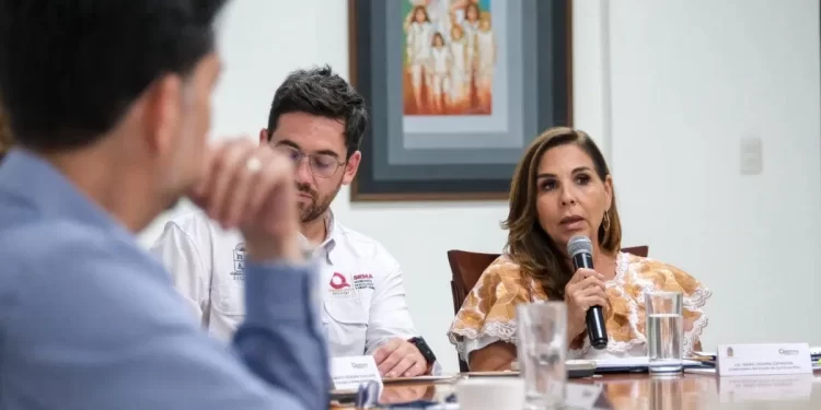 Mara Lezama Lidera Mesa Contra el Sargazo