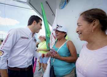 Eugenio Segura impulsa desarrollo y bienestar en Cozumel
