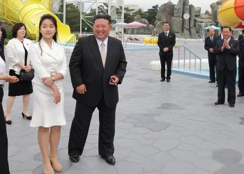 Kim Jong-un inaugura macrocomplejo turístico de lujo