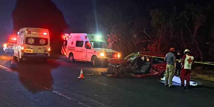 Accidente en Felipe Carrillo–Tulum: Militar pierde la vida y otro resulta herido