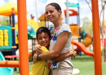 Ana Paty Peralta transforma Cielo Nuevo con parque infantil