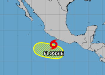 Huracán Flossie se fortalece rumbo a México