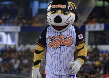 Celebridades que han apoyado a los Tigres de Quintana Roo