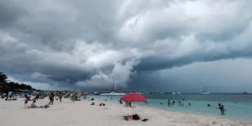 Clima en Cancún lunes 2 de junio del 2025: Intensas lluvias y calor extremo en Quintana Roo