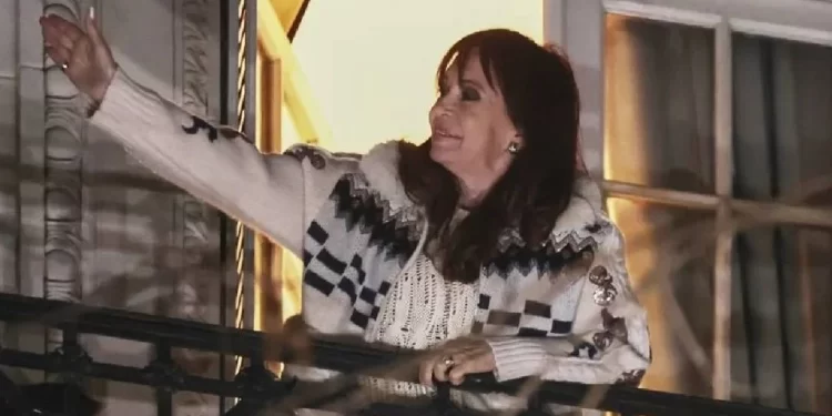 Cristina Fernández se entregará a la justicia este 18 de junio
