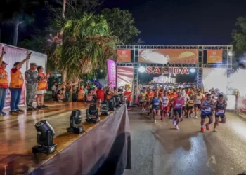Bicampeones del Maratón de la Marina 2025