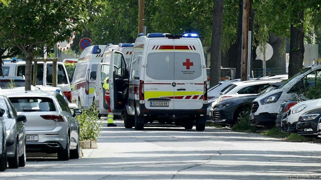 Tiroteo escolar en Austria deja 10 muertos; agresor se suicidó 