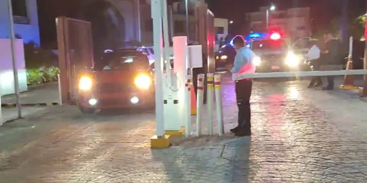 Operativo en Residencial Aqua Cancún termina con tres detenidos