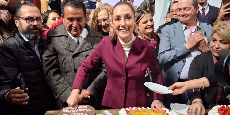 Claudia Sheinbaum celebra su cumpleaños número 63