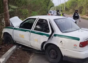 Taxista fallece al volante en la carretera Ramal Norte por posible infarto