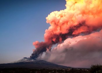 Erupción del Monte Etna 2025 Sorprende al Mundo